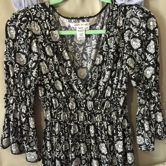 GORGEOUS MAX STUDIO BLACK CREAM FLORAL MINI DRESS - Picture 5 of 7